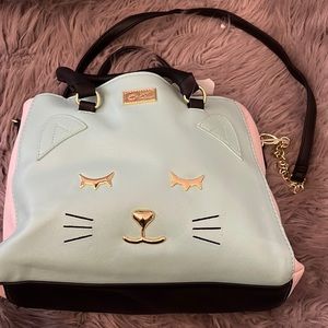 Light blue and white kitty purse